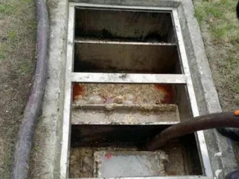 阿合奇隔油池清理